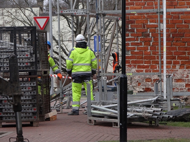 Sabiedriskajos darbos Liepājā šogad iesaistīti 380 bezdarbnieki

