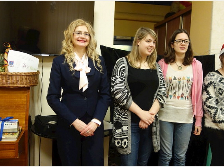 DU HF pārstāvji rīkoja labdarības pasākumu

