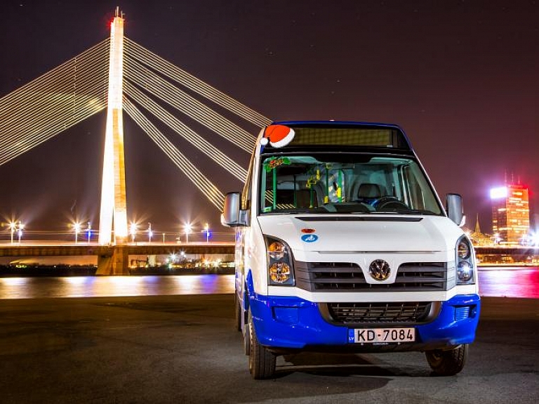 Jaunā gada brīvdienās minibusi kursēs pēc svētdienas grafika

