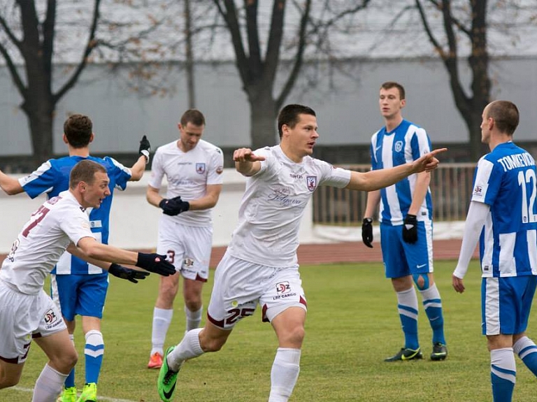 Limbažu futbolists Mārcis Ošs ar lielām cerībām dodas savā pirmajā sezonā ārpus Latvijas