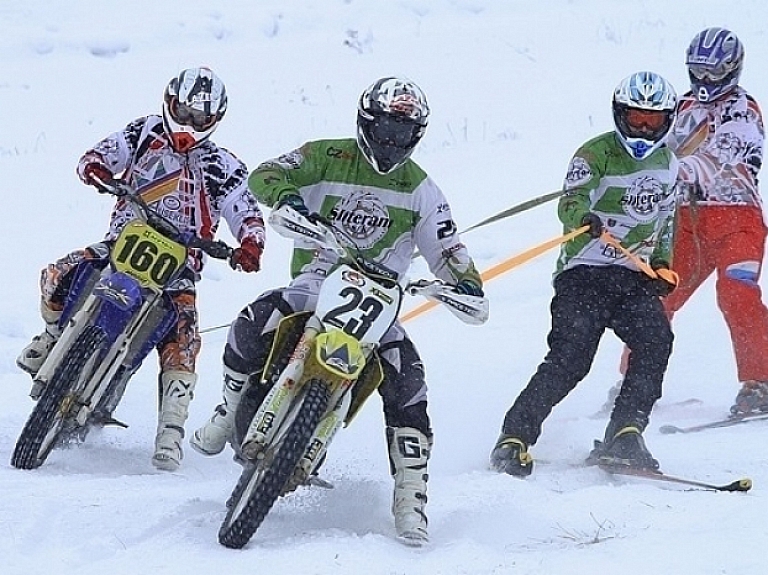 Latvijas čempionāta skijoringā sacensības norisināsies arī Cēsīs