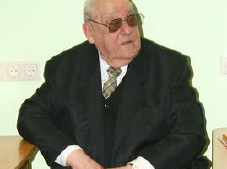 Mūžībā aizgājis ievērojamais zinātnieks, talantīgais pedagogs Leonīds Keirāns

