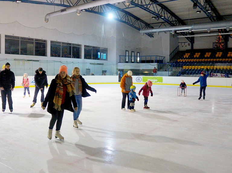 Ventspils slidotava aicina izbaudīt ziemas priekus

