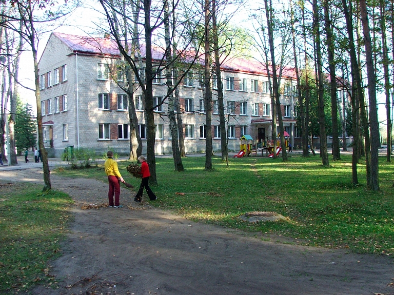 Tiskādu bērnu namā aug bērni no visas Latvijas

