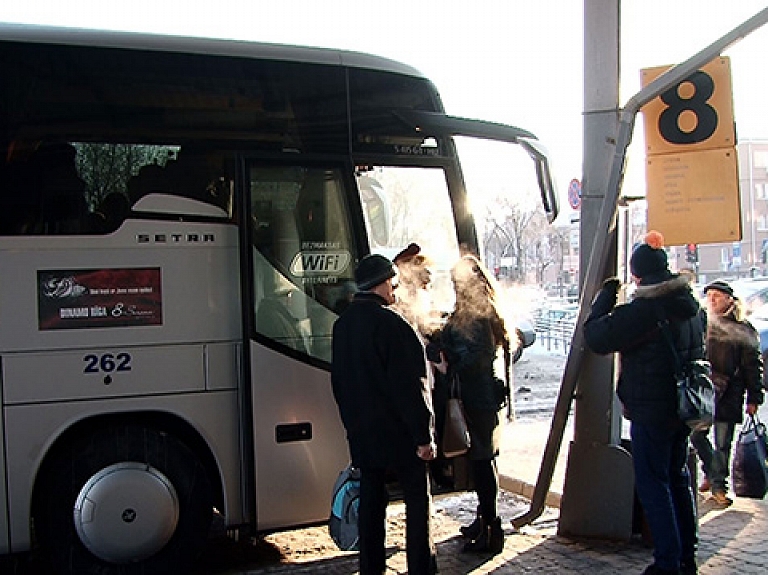 Daugavpils autobusu parks nodrošina nepārtrauktu transporta kustību ziemas apstākļos

