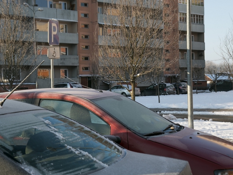 Aicina ievērot ceļazīmes