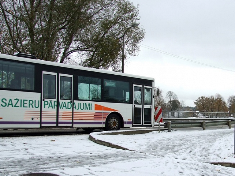 "VTU Valmiera" mainīs autobusu kursēšanas laikus vairākos vietējās nozīmes maršrutos