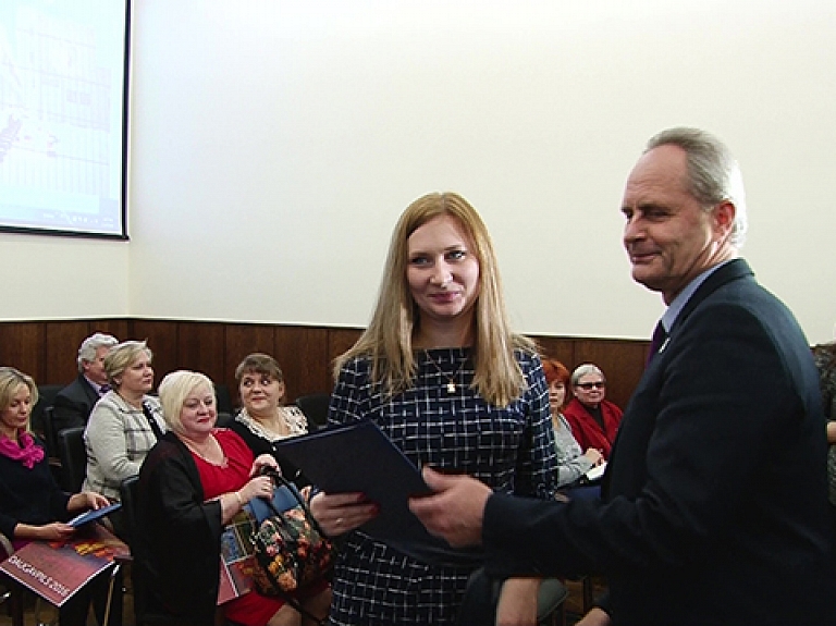 Daugavpilī apbalvoti Ziemassvētku noformējumu konkursa uzvarētāji

