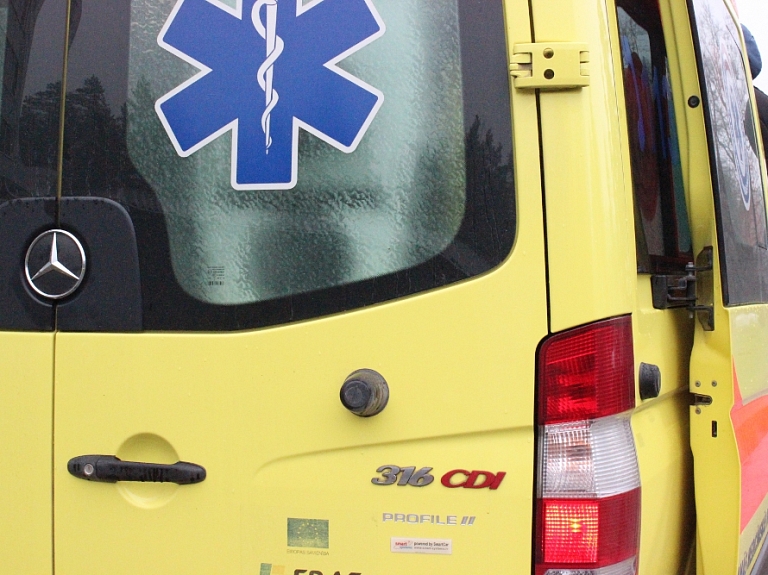 Rīgā ugunsgrēkā cietis bērns

