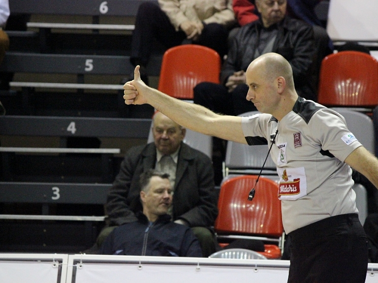 "Jūrmala"/"Fēnikss" spraigā mačā pieveic "Barons"/LDz vienību