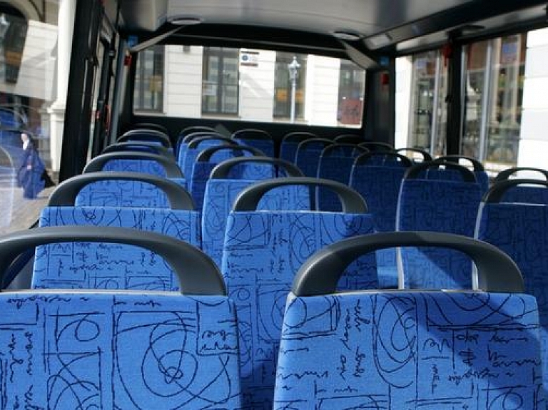 Pērn par 21% pieaugusi tirdzniecība ar autobusiem

