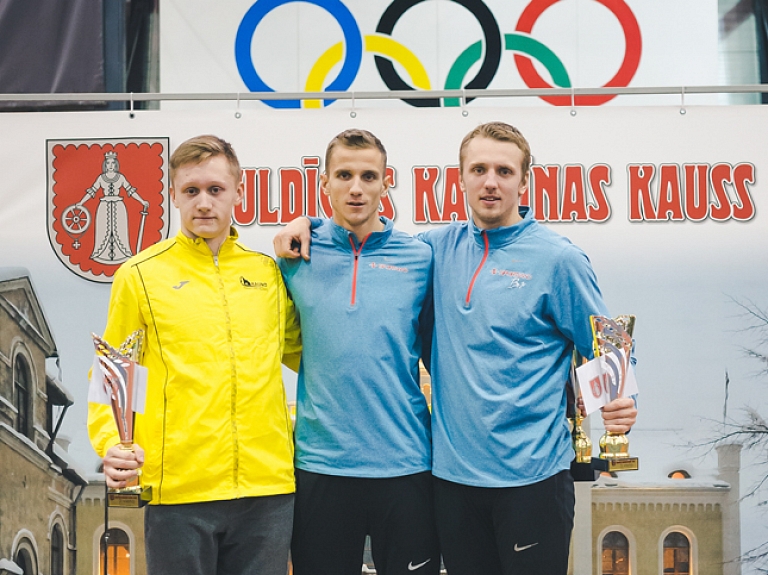 "Katrīnas kausā" labo manēžas un Latvijas rekordu