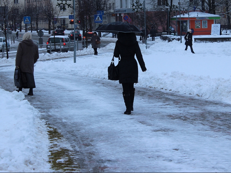 "DNB Latvijas barometrs": sasniegts augstākais ģimenes materiālā stāvokļa novērtējums kopš 2008.gada