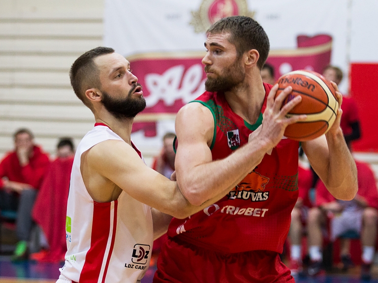 Jēkabpils sporta namā atkal gaidāms "lūšu" un "lauvu" duelis 

