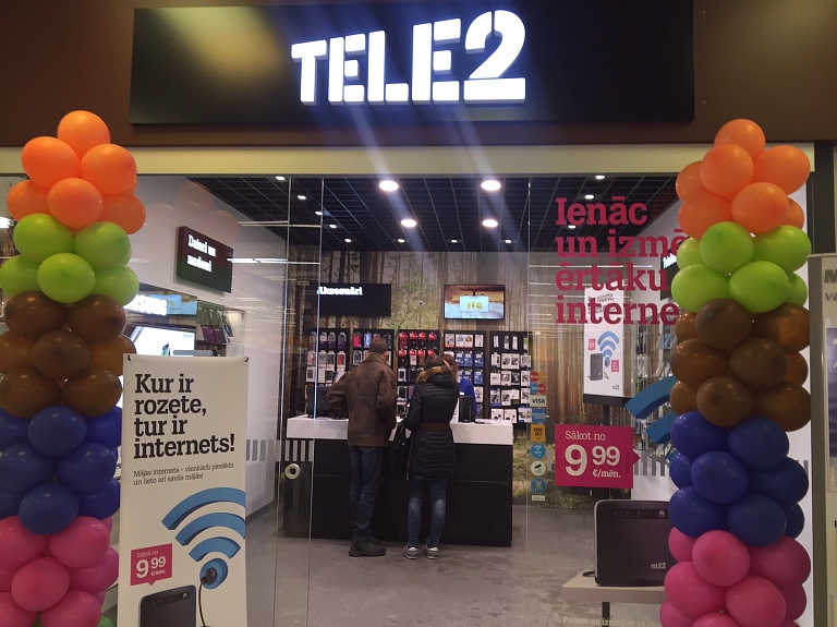 Rēzeknē atvērts pirmais "Tele2" jaunā koncepta klientu apkalpošanas centrs

