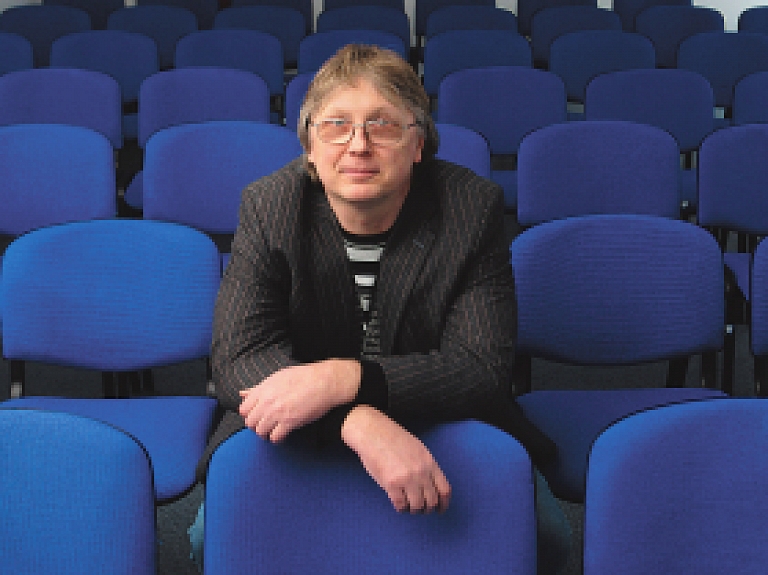 Liepājā notiks Profesora Kurauska meistarklases ģitāras spēlē

