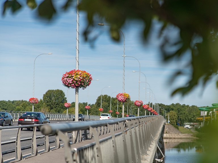 Aicina laicīgi pieteikties iebraukšanas atļaujām Jūrmalā

