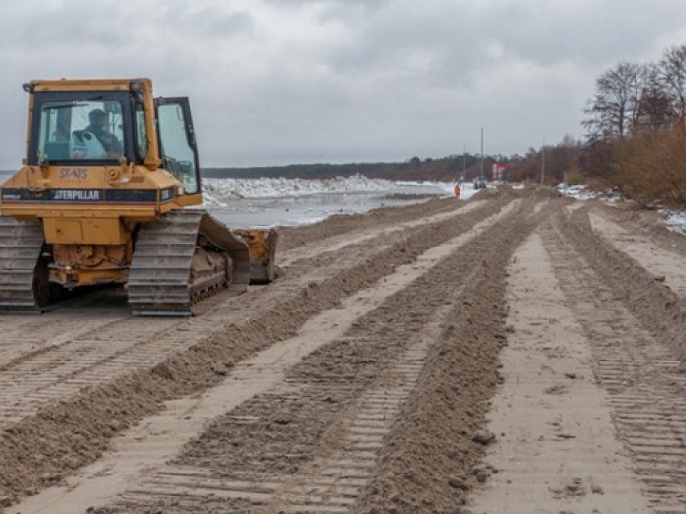 Aicina uz sanāksmi par krasta kāpu stabilizācijas pasākumiem Jūrmalā

