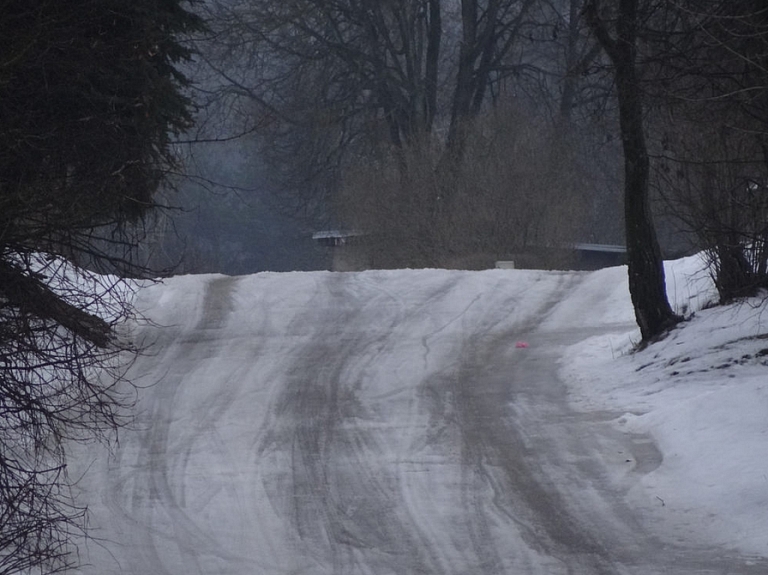 Janvārī autoceļu uzturēšanai iztērēti astoņi miljoni eiro

