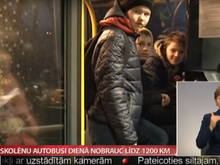 Skolēnu autobusi dienā nobrauc līdz 1200 kilometriem