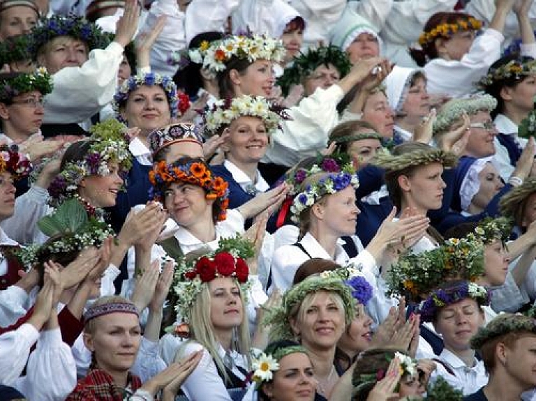 Zināmi Dziesmu un deju svētku noslēguma koncerta māksliniecisko koncepciju izstrādātāji