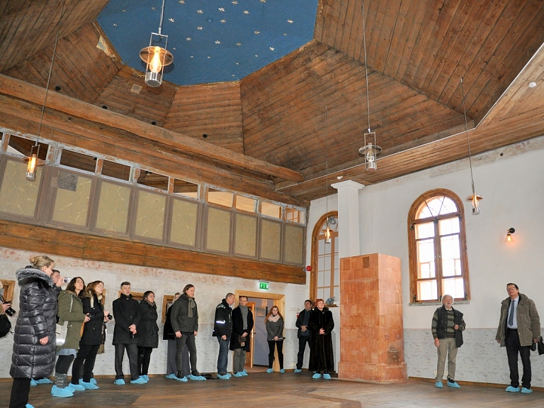 Ludzā ekspluatācijai nodod restaurēto sinagogu


