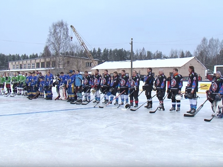 Žīguros aizvadīts starptautiskais hokeja turnīrs