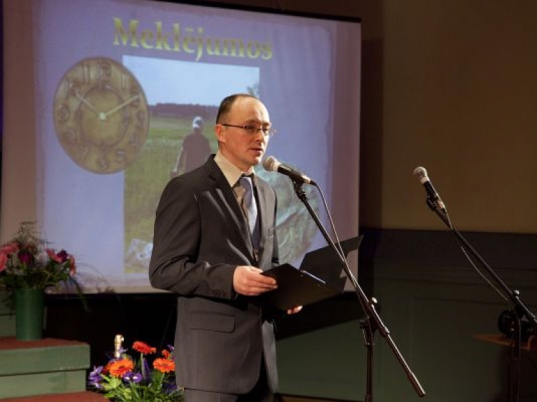 Strenču bibliotēkā atklās Numismātikas kolekcijas ceļojošo izstādi 