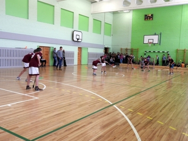 Dagdas novada skolu sacensības "Florbola kauss"

