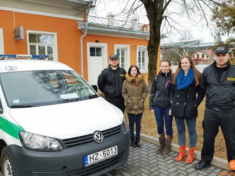 Ēnu dienā Siguldas novada pašvaldībā viesojas seši skolēni