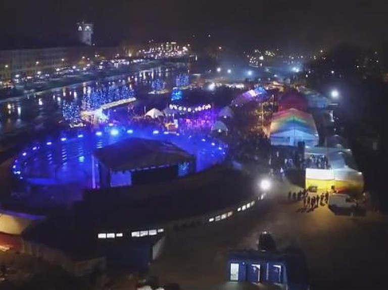 Video: 18.Starptautiskais ledus skulptūru festivāls "Pasaules brīnumi"