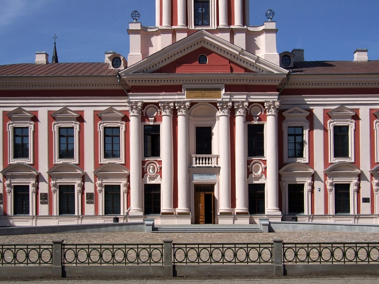 Jelgavā aizvadīts svinīgs pasākums Lietuvas Republikas neatkarības gadadienai


