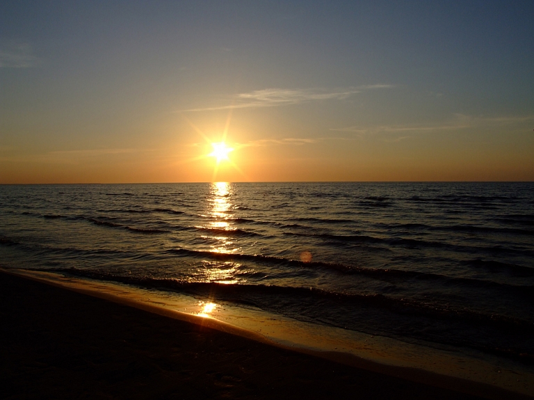 Zilā karoga sertifikātam izvirzītas vairākas Jūrmalas peldvietas