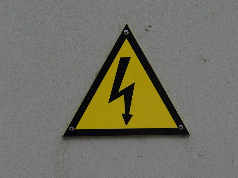 "Sadales tīkls" plāno atjaunot elektrotīklus Bauskas novadā