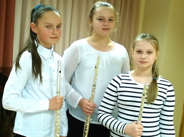 Līvānu jaunās flautistes - otrās labākās

