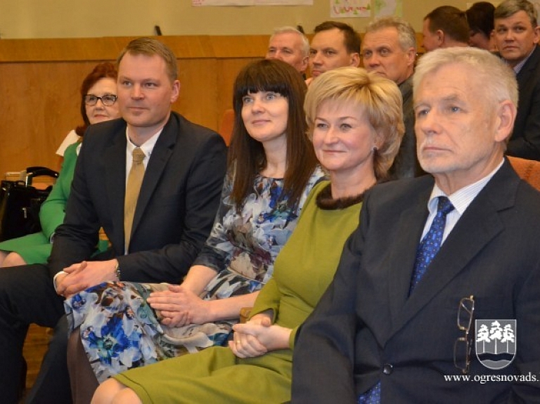 Ogres 88 gadu jubilejā sumina novada iedzīvotājus 