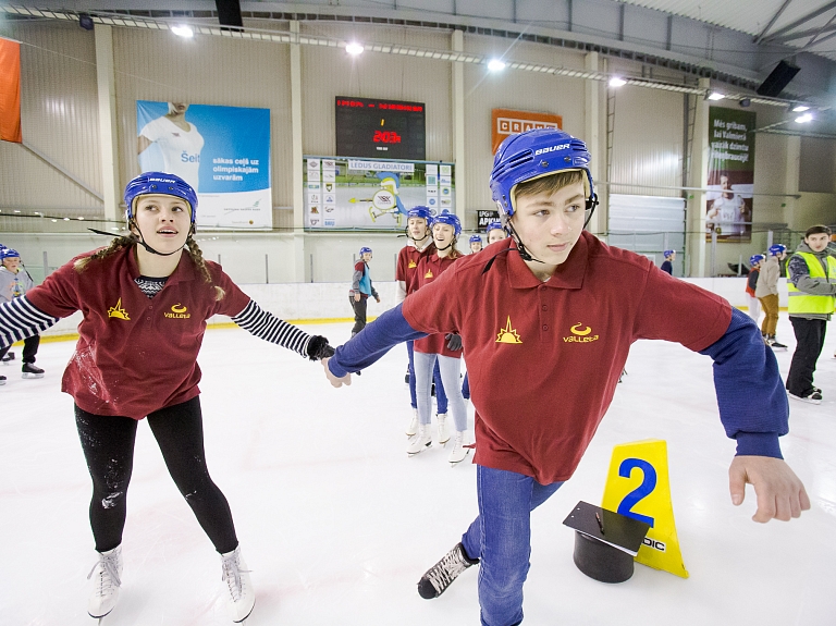 Vidzemes skolas noskaidrojušas "Ledus Gladiatori" piektās sezonas uzvarētājus

