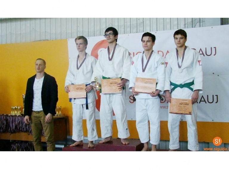 Siguldiešiem sešas godalgas Starptautiskajā džudo turnīrā "Sigulda 2016"

