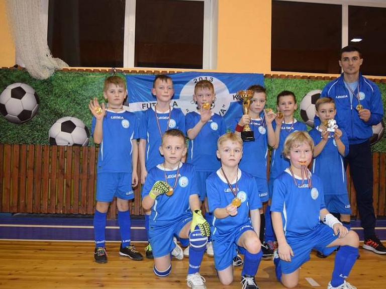 Krāslavas jaunie futbolisti – Latgales čempioni

