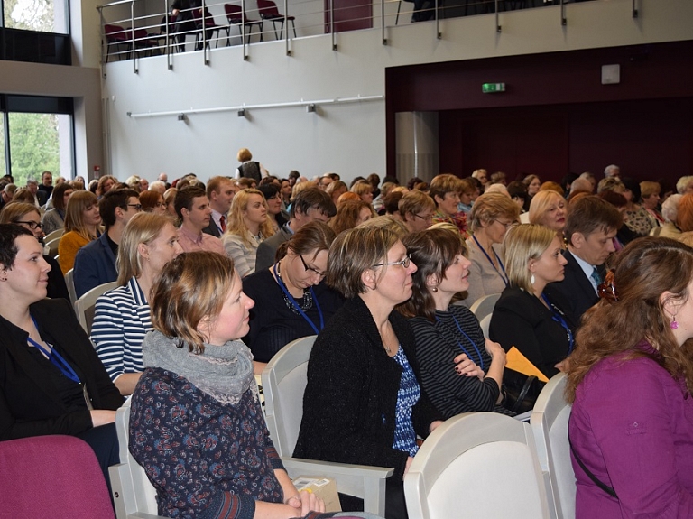 Smiltenes tehnikumā aizvadīta Latvijas Veterinārārstu biedrības konference

