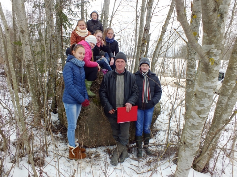 Bērziņos un Šķaunē aizvadīts vides interešu izglītības projekts "Ieraugi, atklāj, saglabā!"