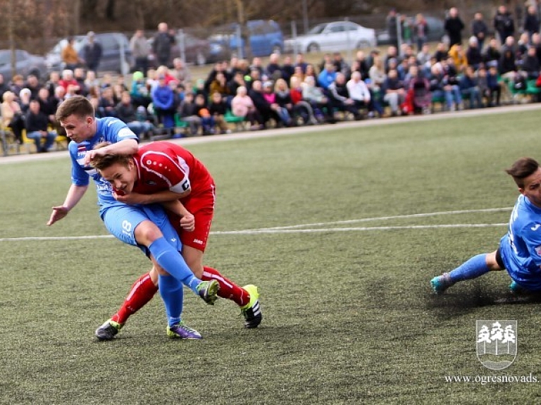 FK "Ogre" sezonu sāk ar cienīgu zaudējumu "Skonto FC"