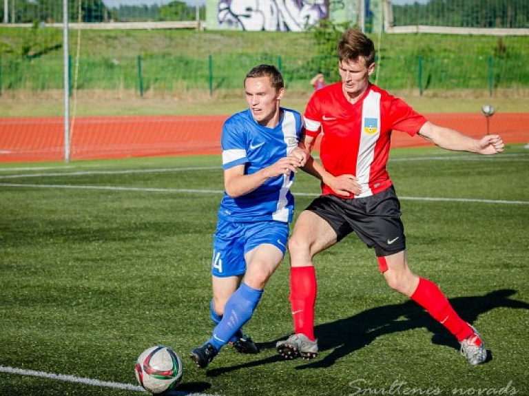 Tepera stadionā "Smiltene/ BJSS" cīnīsies pret titulēto "Skonto" vienību

