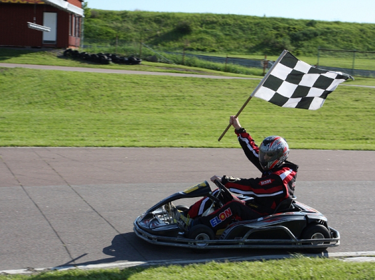 Kartingi – lieliska dāvana aizrautīgiem un aktīviem cilvēkiem

