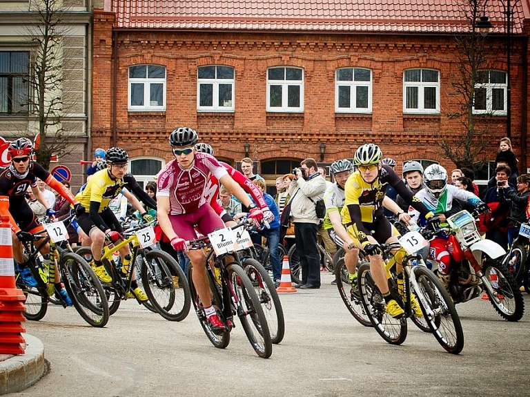 SEB MTB atklāšanas posmā Cēsis-Valmiera startēs vairāk nekā 2000 dalībnieku

