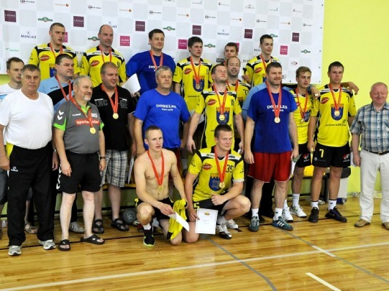 "Tenax Dobele" cīnās par Latvijas čempiona titulu handbolā