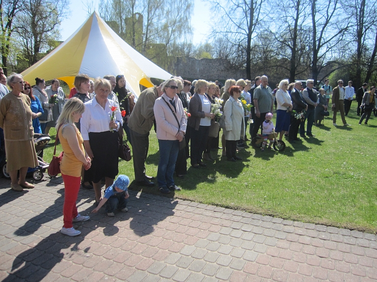 Dobelnieki svinēja Baltā galdauta svētkus

