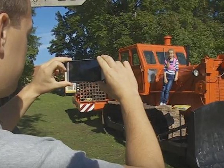 Muzeju naktī ikviens tiek gaidīts Ceļu muzejā

