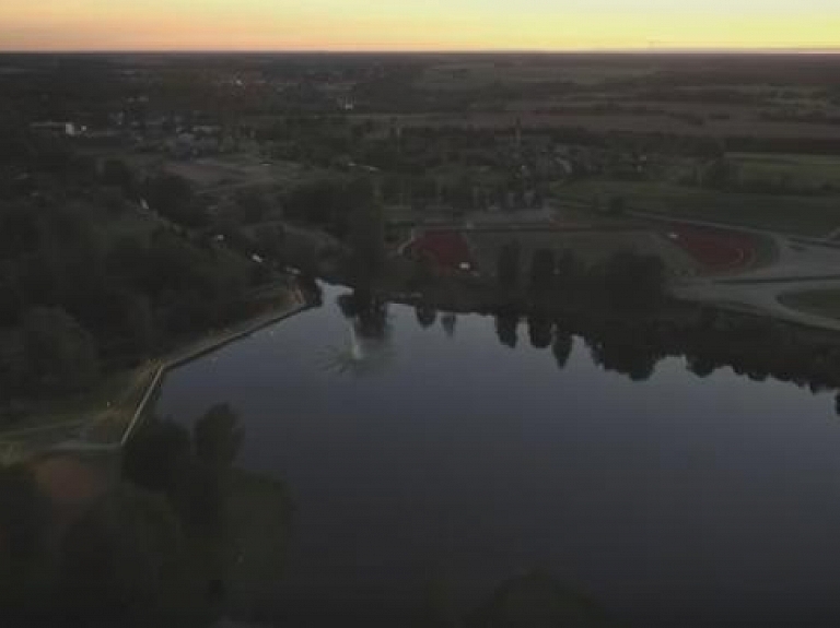 Tepera ezerā atklās peldošo strūklaku

