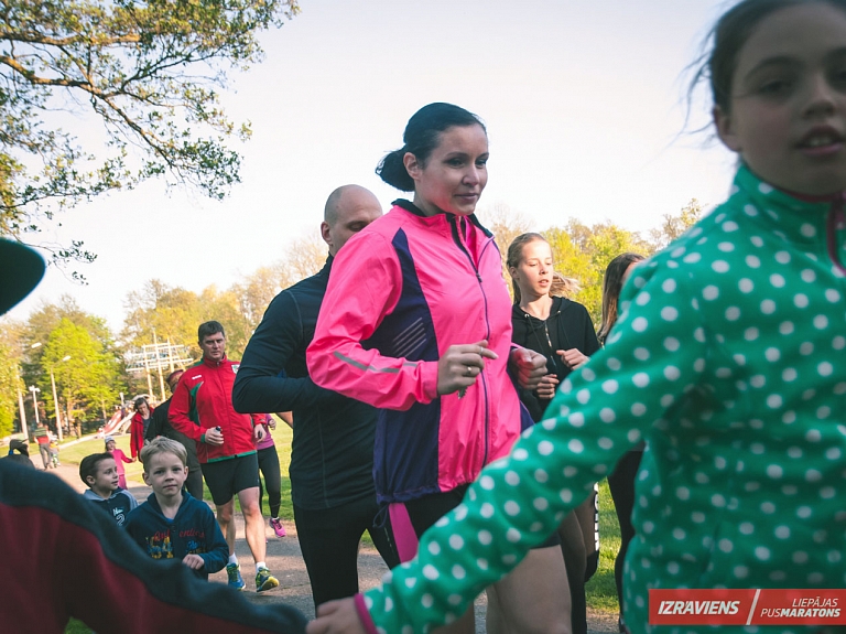 Aktīvie vakari pilnveido zināšanas par skriešanu kā sporta veidu

